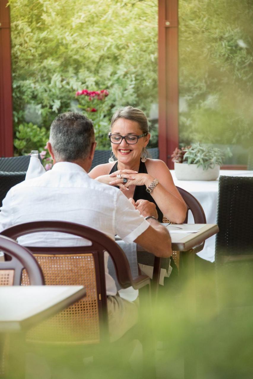 Logis Hotel Restaurant La Brasserie Treignac Exteriér fotografie